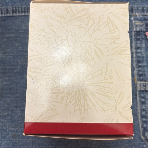 Vintage‎ 1995 Holiday Barbie Hallmark Keepsake Christmas Ornament #3 in Box - Picture 10 of 14